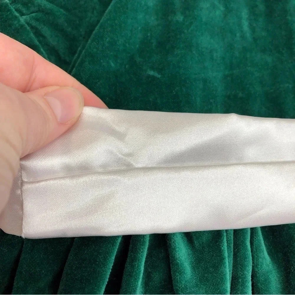 Strasburg Christmas dress green velvet, embroidered collar & satin sash 6 month - Picture 11 of 11